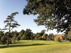 Delta Hotels by Marriott Tudor Park Country Club Grounds