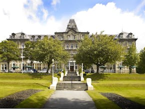 The Palace Hotel Spa Exterior View