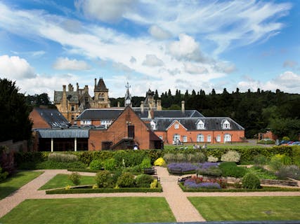 Mercure Warwickshire Walton Hall Spa Gardens