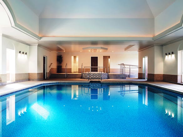 Mercure Shrewsbury Albrighton Hall Hotel and Spa Swimming Pool 