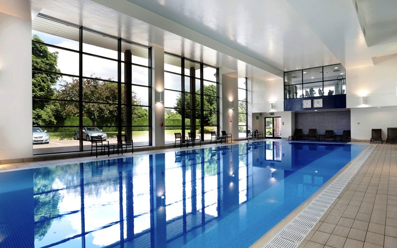 Macdonald Alveston Manor Hotel Swimming Pool