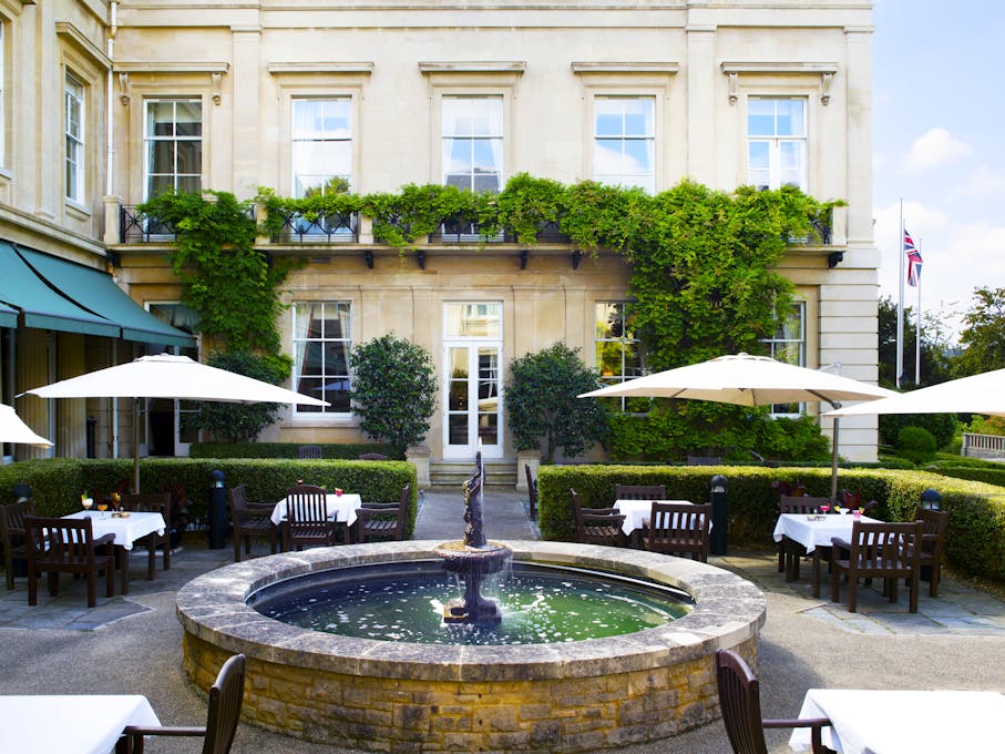 Macdonald Bath Spa Hotel Terrace Area