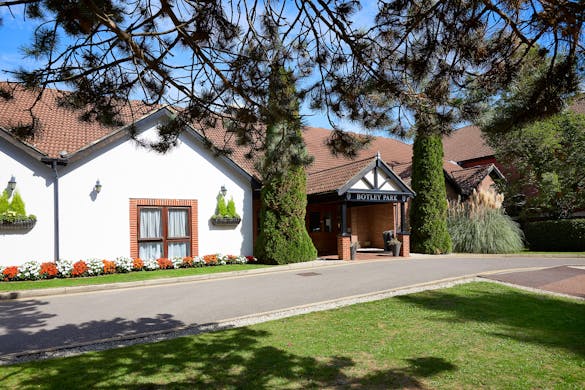 Macdonald Botley Park Hotel & Spa Front Entance