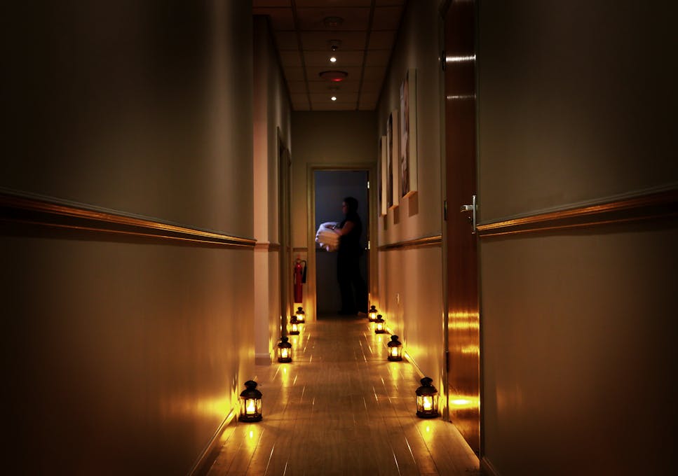 Macdonald Botley Park Hotel & Spa - Spa Corridor