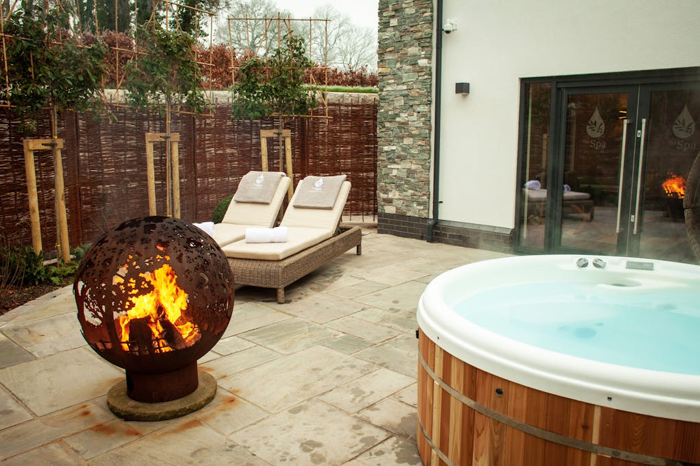 The Spa at Breedon Priory Outdoor Jacuzzi Area