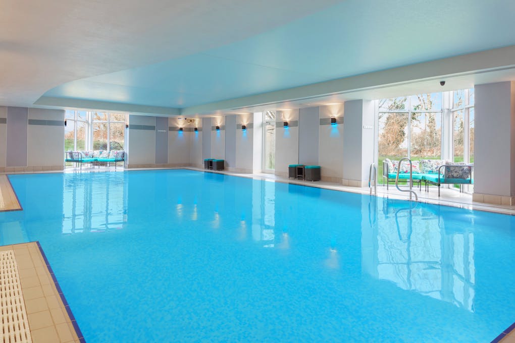 Delta Hotels by Marriott Cheltenham Chase Swimming Pool