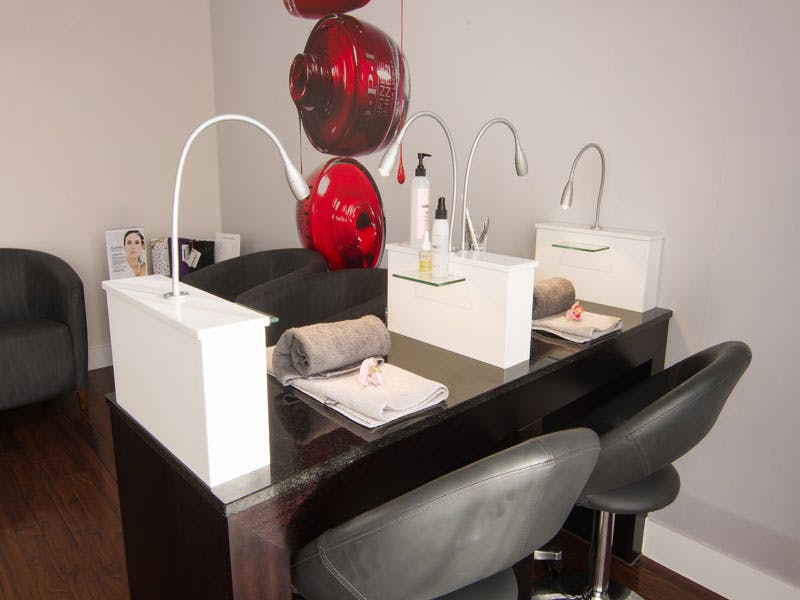 Bannatyne Chingford Manicure Station