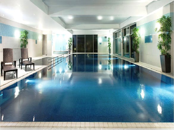 Crowne Plaza Marlow Swimming Pool