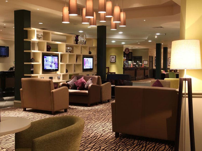 DoubleTree by Hilton Strathclyde Lounge