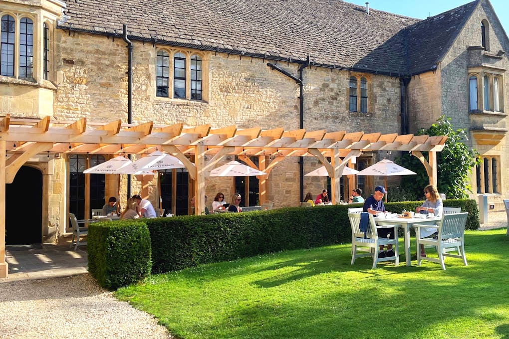 Ellenborough Park Outside Seating