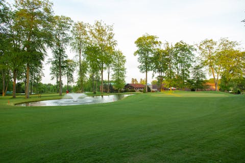 Forest Pines Hotel, Spa and Golf Resort Golf Course with Fountain