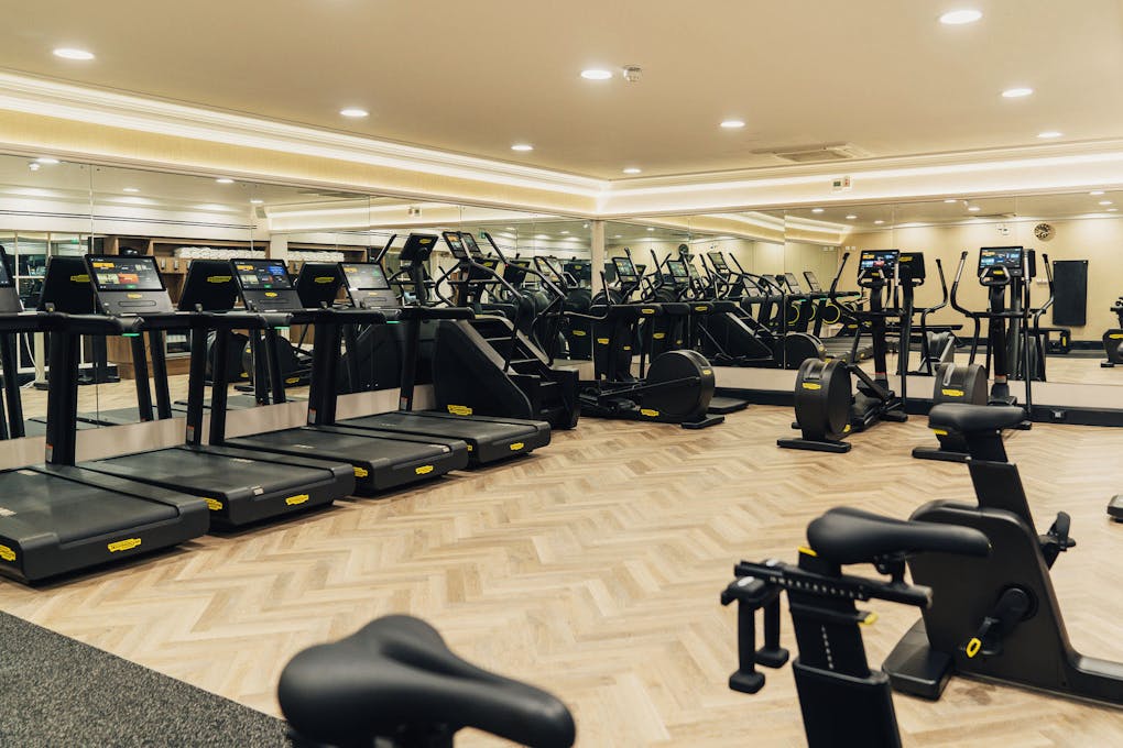 Hanbury Manor - A Marriott Hotel & Country Club Gymnasium