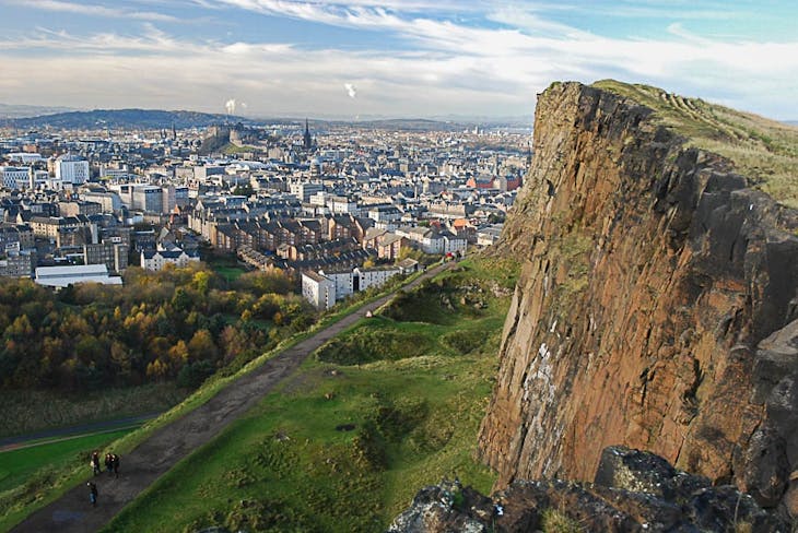 Holyrood Park-min