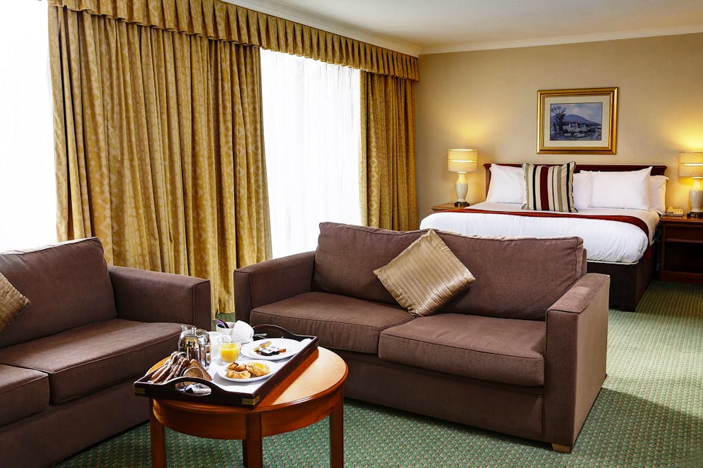 Mercure Sheffield Kenwood Hall Hotel & Spa Double Bedroom