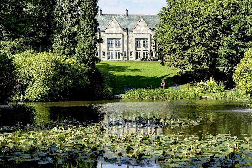 Mercure Sheffield Kenwood Hall Hotel & Spa Ground Pond