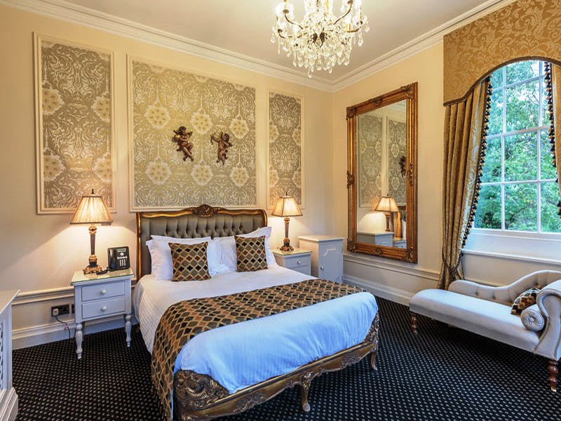 Greenwoods Hotel Spa & Retreat Luxury Manor Double Room