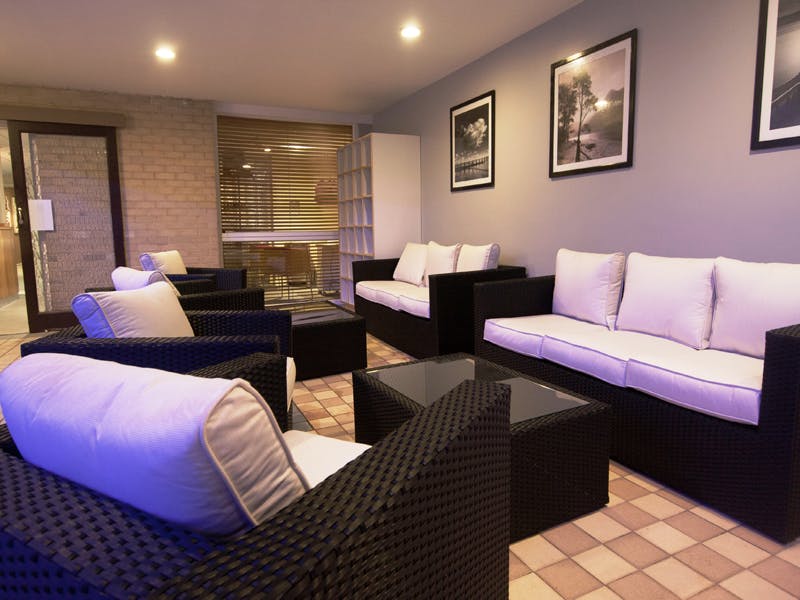 Gloucester Robinswood Hotel, Best Western Signature Collection Spa Lounge