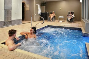 Mercure Manchester Norton Grange Hotel & Spa Hydrotherapy Pool