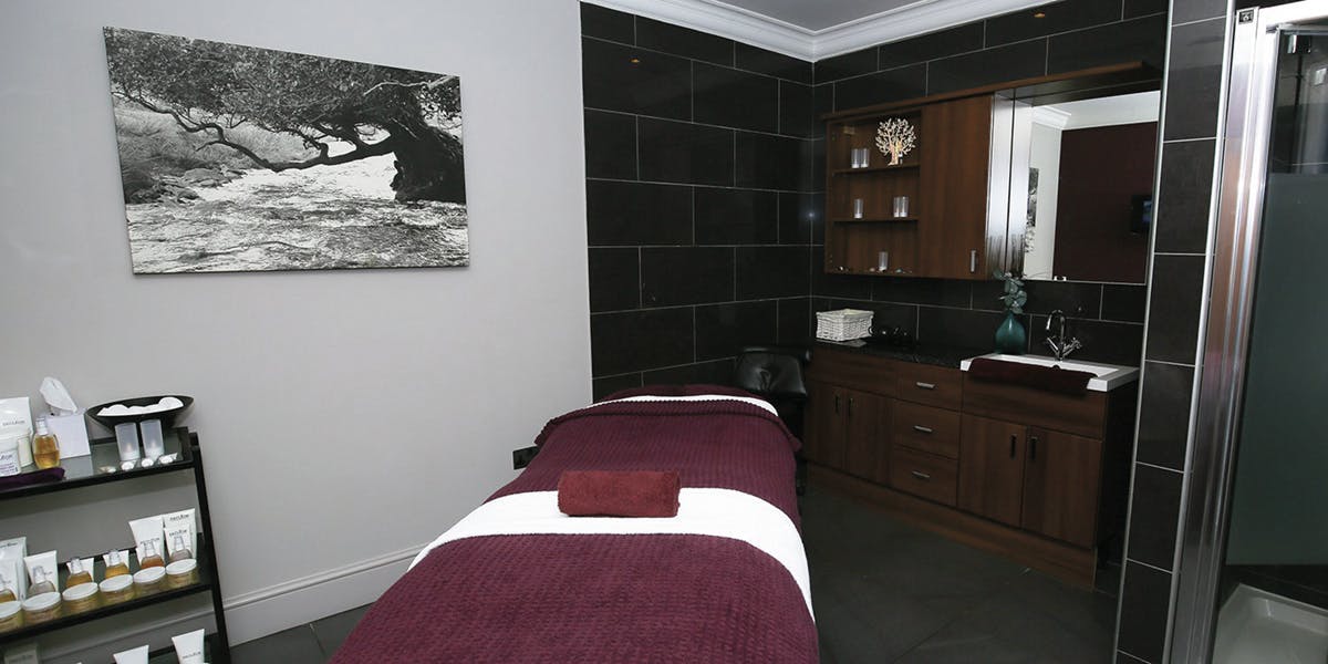 Old Thorns Hotel and Resort Treatment Room