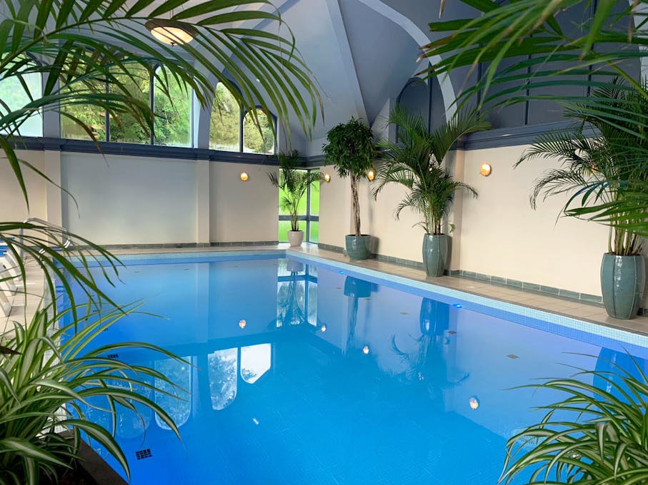 Pendley Manor Hotel Swimming Pool