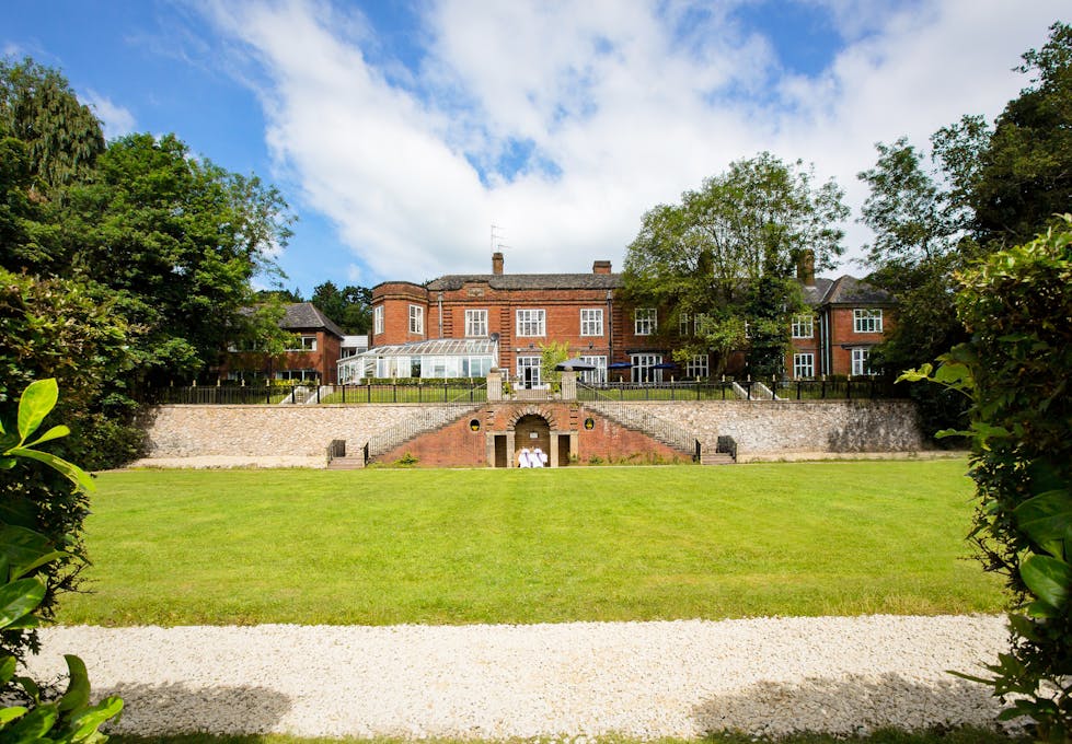 Southcrest Manor Hotel Rear Hotel and Lawn