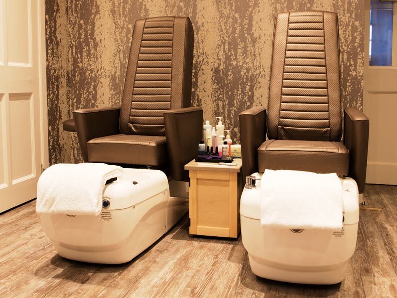 Inglewood House and Spa Pedicure Thrones