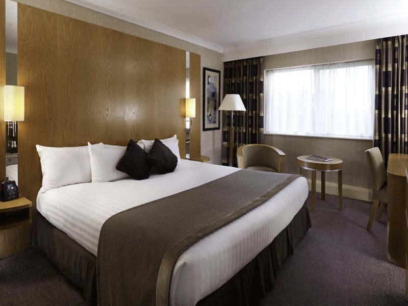 DoubleTree by Hilton Sheffield Park Hotel Standard King Room