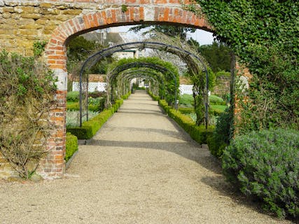 Stapleford Park  Archway Gardens